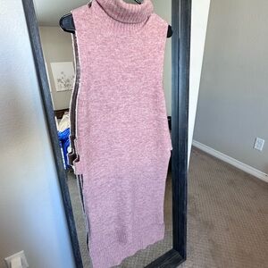 Bishop and young sleeveless sweater.